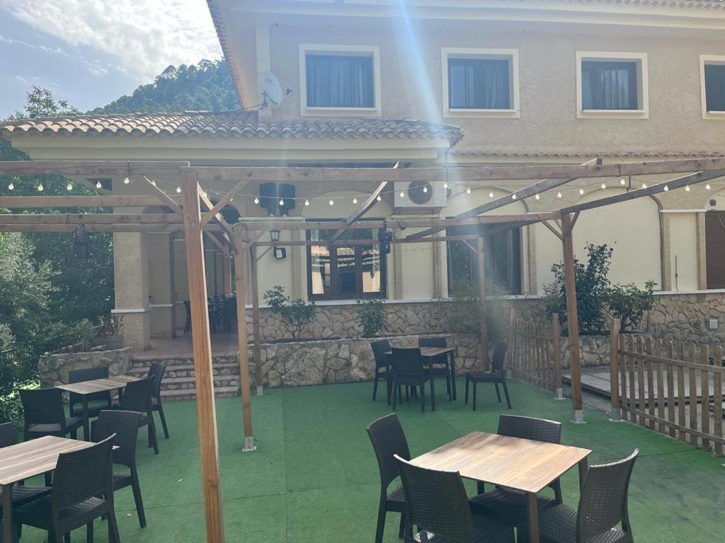 Hostal Restaurante Andra Rio Madera Kültér fotó
