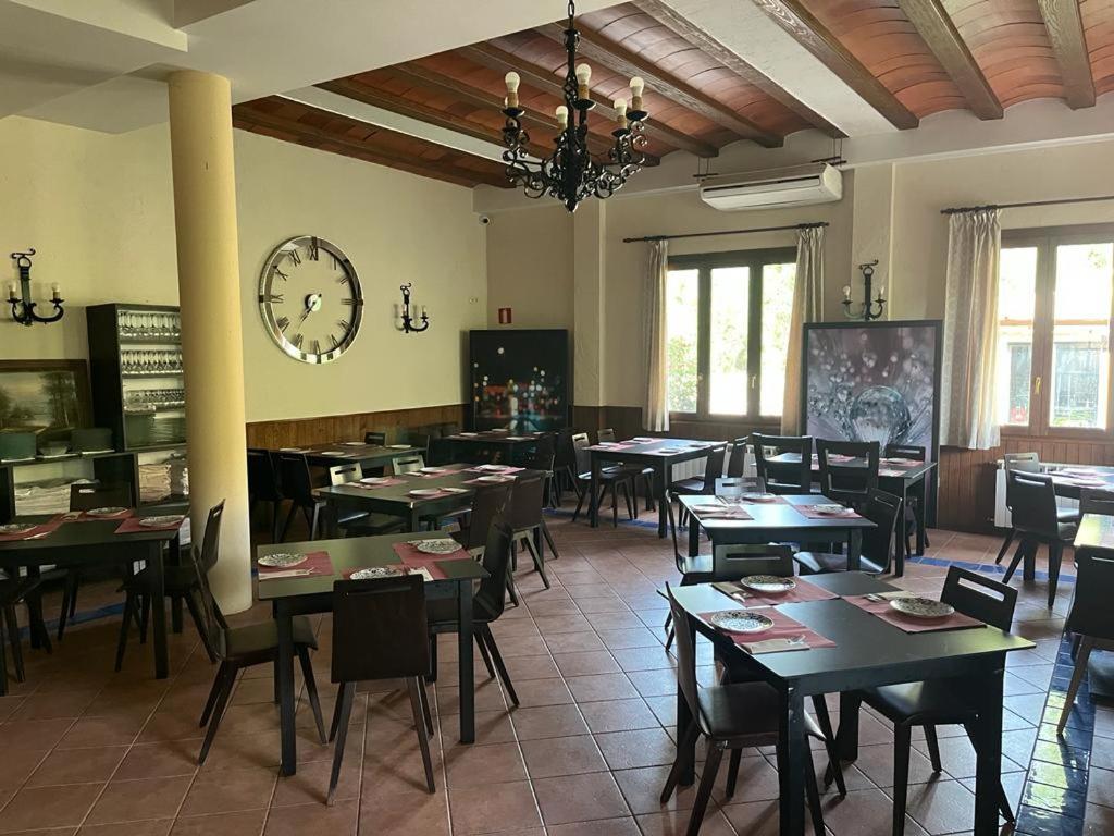 Hostal Restaurante Andra Rio Madera Kültér fotó